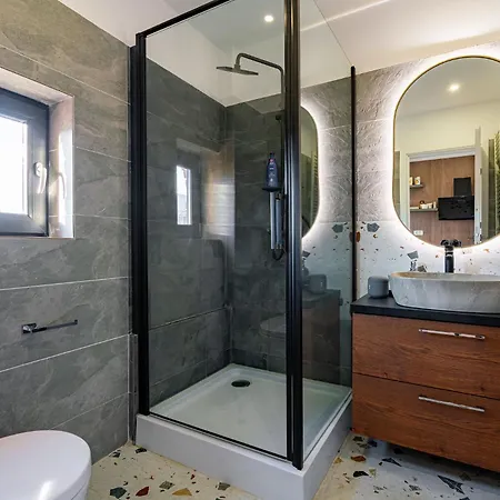 Golden View - Breathtaking Location - Center