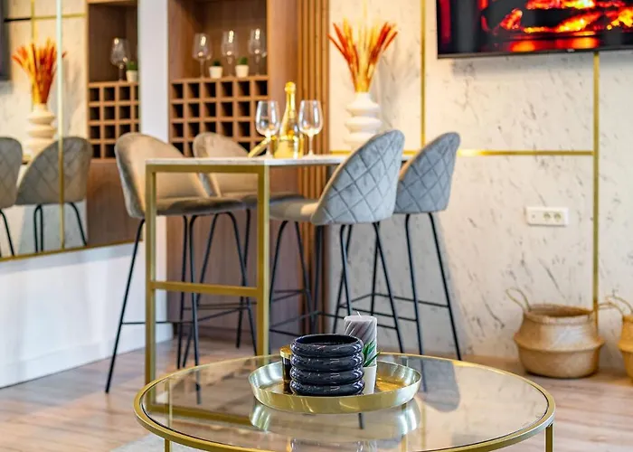 Golden View - Breathtaking Location - Center *