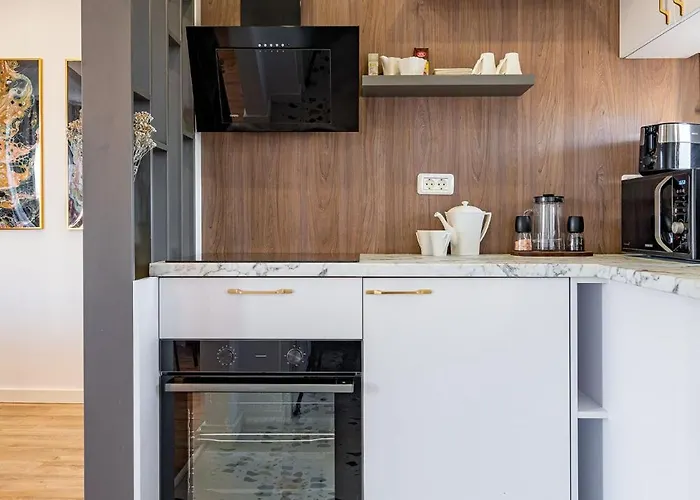 Golden View - Breathtaking Location - Center