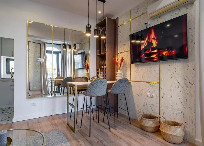 Golden View - Breathtaking Location - Center شقة