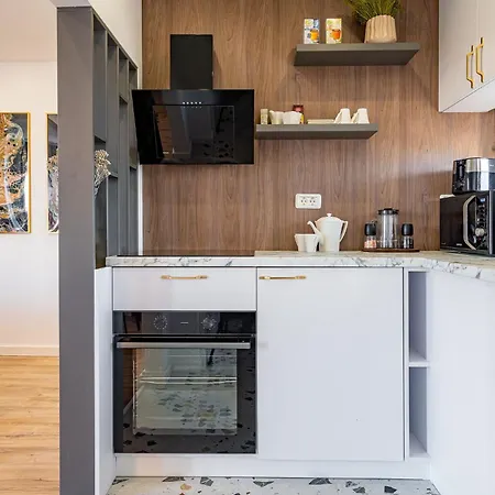 Golden View - Breathtaking Location - Center