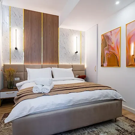 Apartment Golden View - Breathtaking Location - Center *