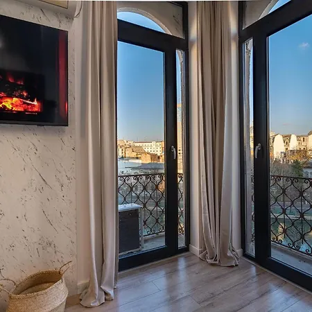 Golden View - Breathtaking Location - Center 布加勒斯特