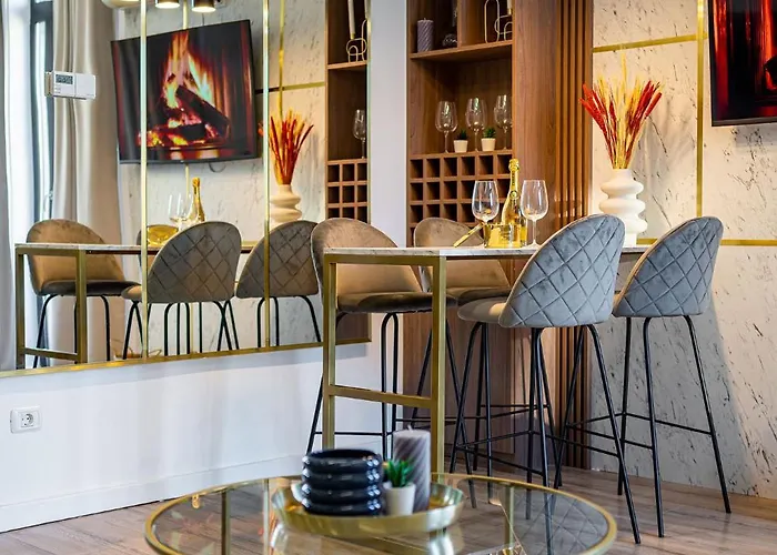 Apartament Golden View - Breathtaking Location - Center Bucureşti